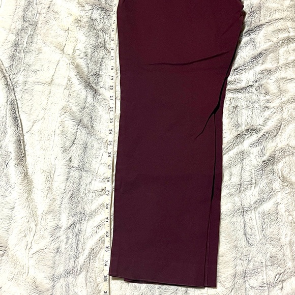 Women’s Old Navy High-Rise Pixie Pant - 12 - Picture 8 of 8